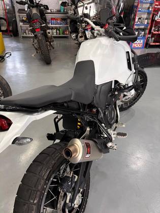 DUCATI DESERT X 